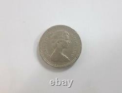 1983 Great Britain One Pound Uk Coin Shield Very Rare Decus Et Tutamen