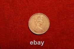 2 Extremely Rare 1971 2p New Pence Coins, in good condition