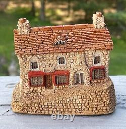 RARE Vintage Lilliput Lane Drapers Great Britain Handmade Mini Painted House