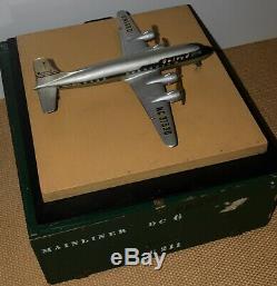 Vintage Airplane United Airlines DC 6 Desk Model Museum Display Crate 1958 Rare
