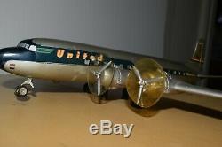 Vintage Airplane United Airlines DC 6 Desk Model Museum Display Crate 1958 Rare