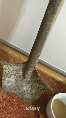 WW1, WW2, British Rare 1883 Wallace Patent Entrenching Tool and Pioneer Spade